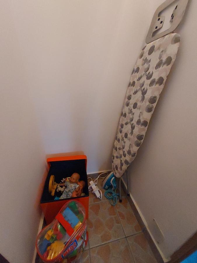 Vintage Central Apartament Targu Jiu Luaran gambar